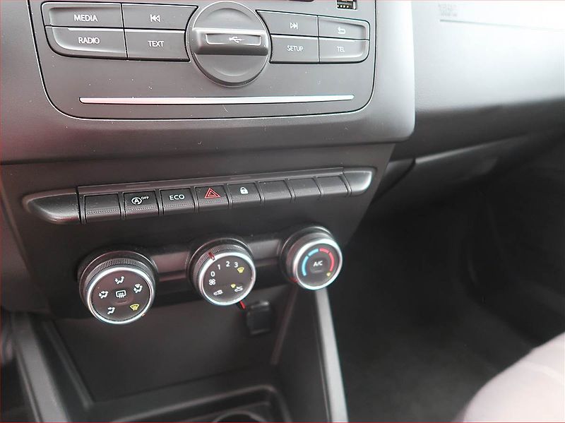 Dacia Duster (2021) 1.0 TCe, LPG, ČR,1.maj - fotka 13 z 15