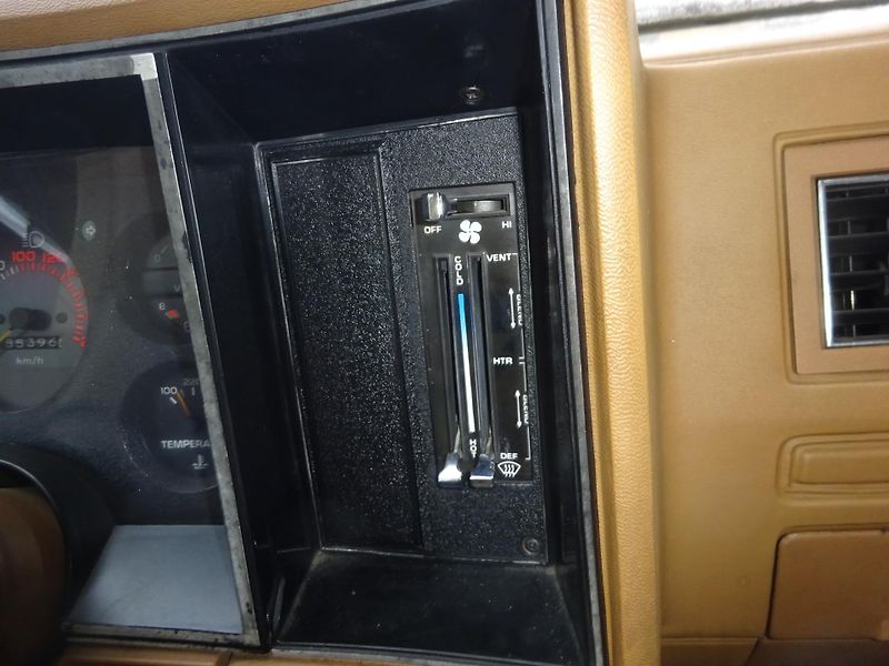 Chevrolet Ostatní (1979) CITATION 2,5 - fotka 14 z 18