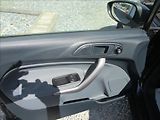 Ford Fiesta 1,2 i, klima, serv. kniha, - náhled 12