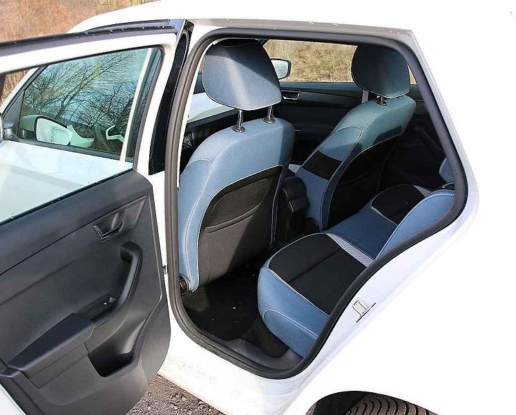 Škoda Fabia a Hyundai i20 (zleva).