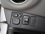 Toyota Yaris (2015) 1.5 Hybrid, Automat - náhled 14