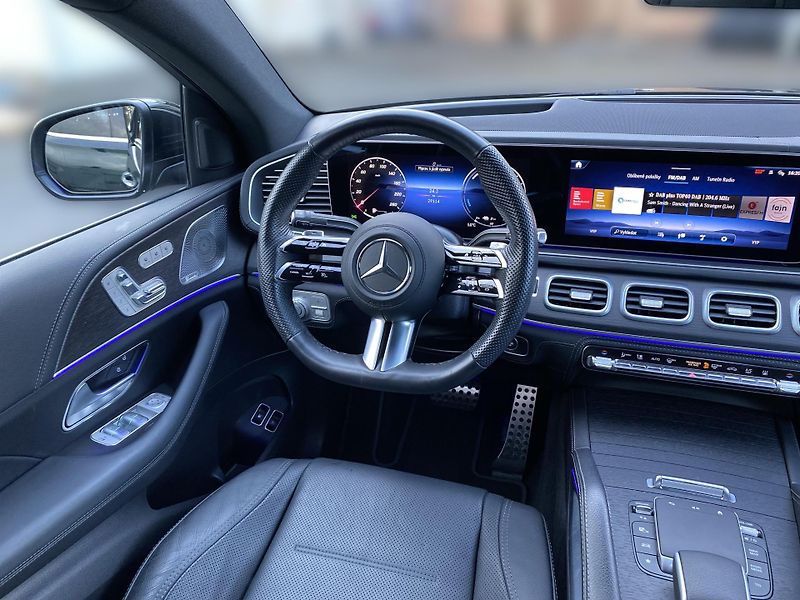Mercedes-Benz GLE GLE 400e 4MATIC kupé AMG - fotka 10 z 28