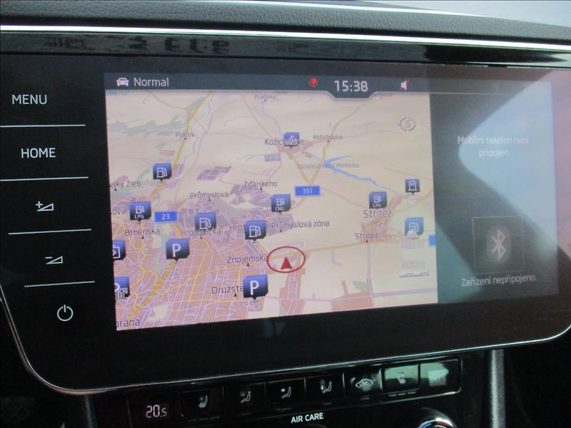 Škoda Superb 2,0 TDi,L&K,PANORAMA,DPH,CZ, - fotka 23 z 50