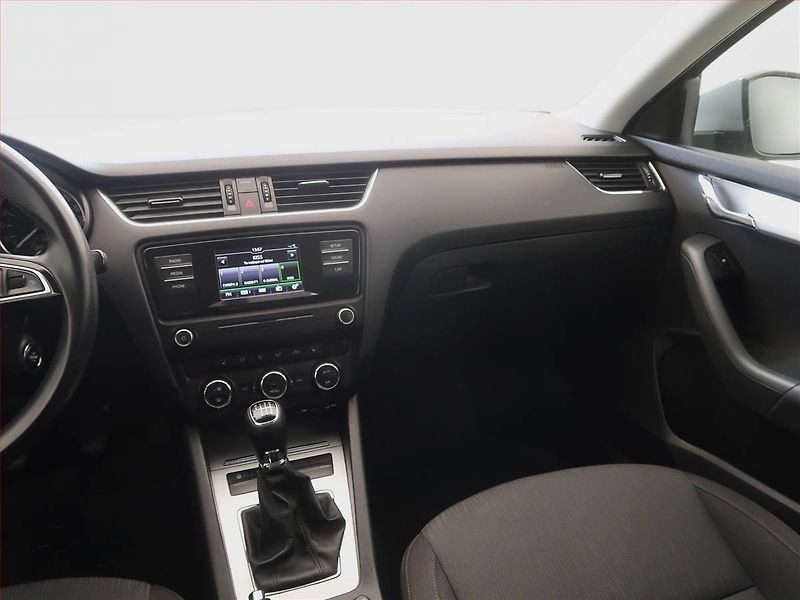 Škoda Octavia (2016) Style 2.0 TDI, Serv.kniha - fotka 8 z 20