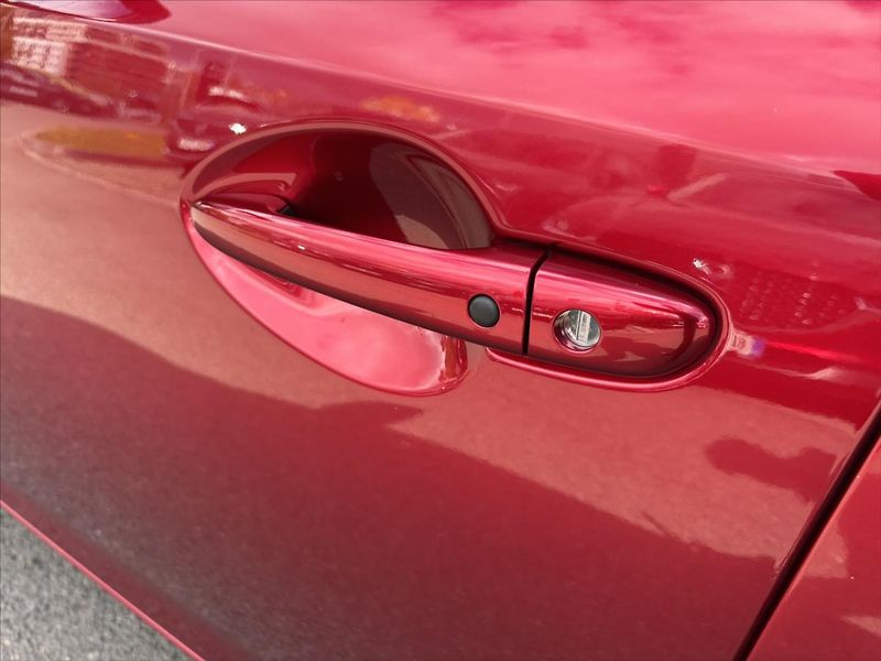 Mazda 6 2,5 i 143kW AT Revolution 1.ČR - fotka 42 z 46