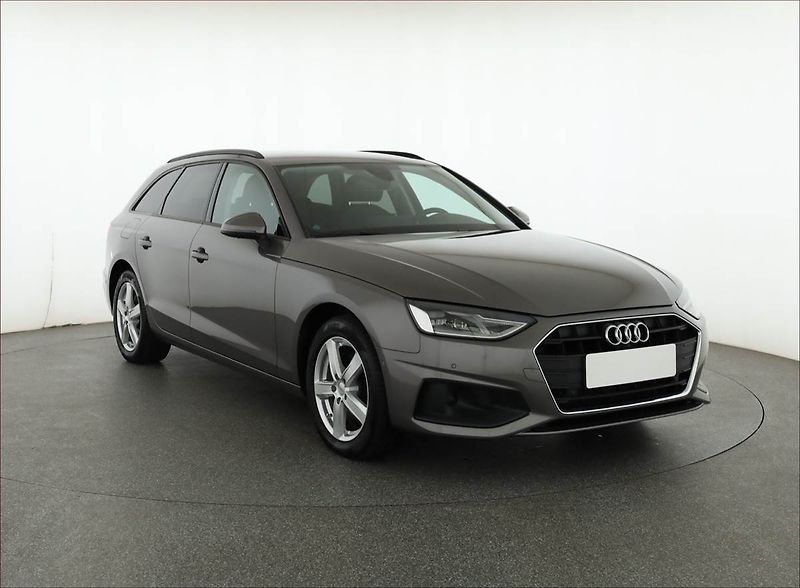 Audi A4 (2021) 35 TDI, Automat, Navi - fotografie inzerátu