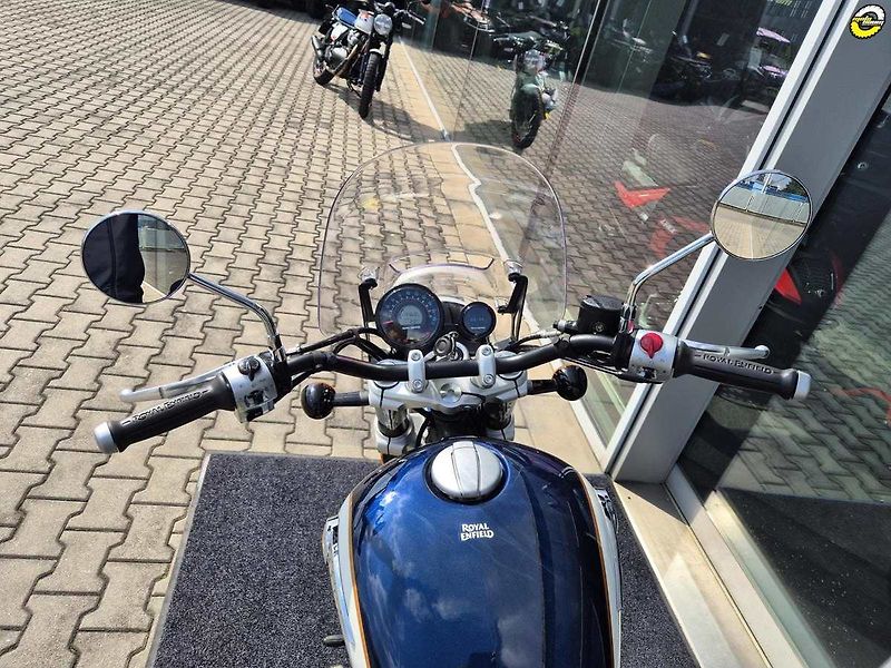 Royal Enfield Super Meteor 650 (2026) - fotka 22 z 22