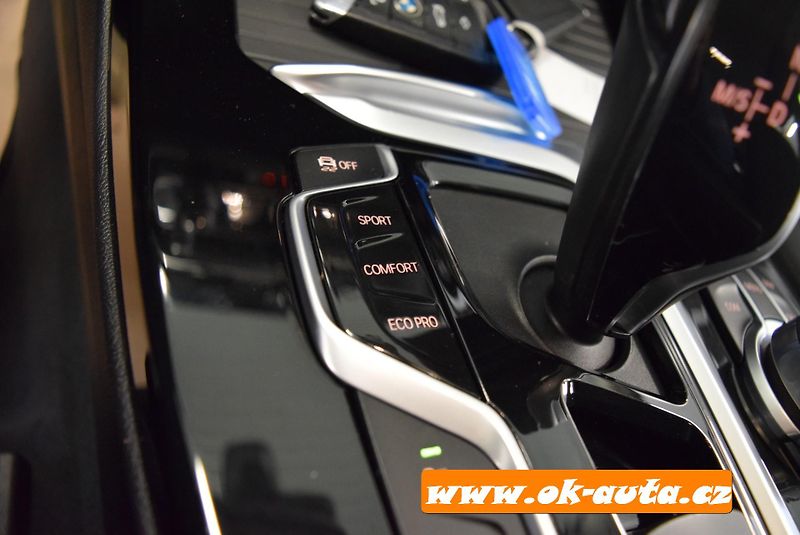 BMW X3 2.0d xDRIVE PRAV.SERVIS BMW - fotka 54 z 74