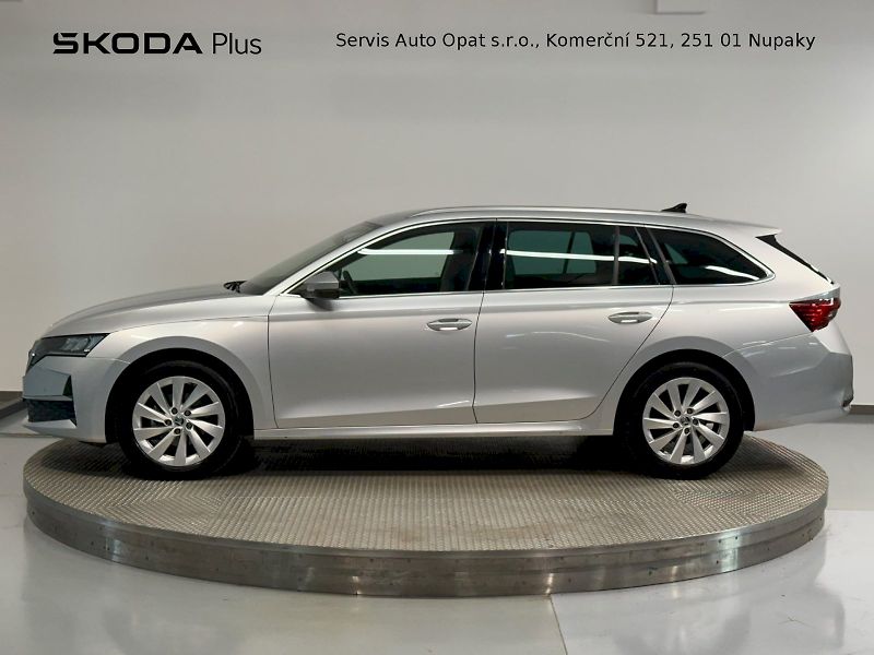 Škoda Octavia (2024) TOP SELECTION 2.0TDI 110KW DSG - fotka 3 z 37