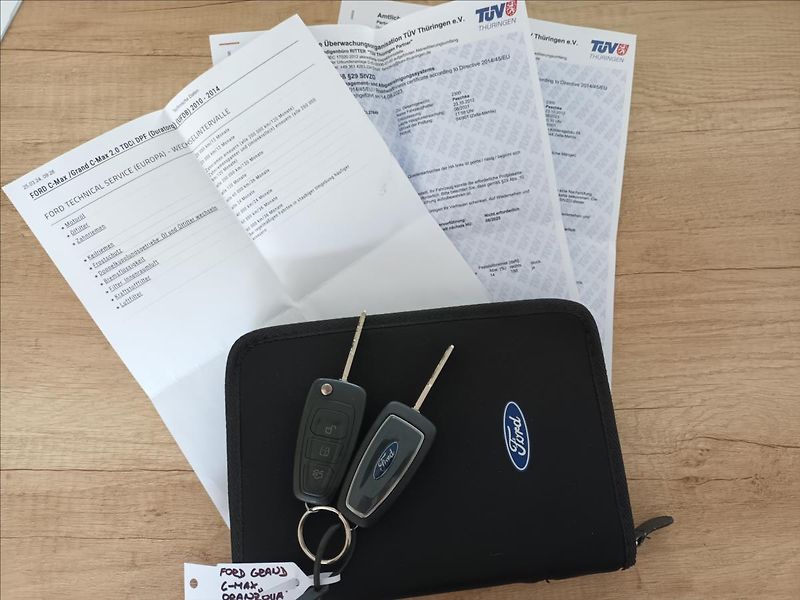Ford Grand C-MAX 2,0 TDCI,103KW,NAVI,SERVIS, - fotka 42 z 45