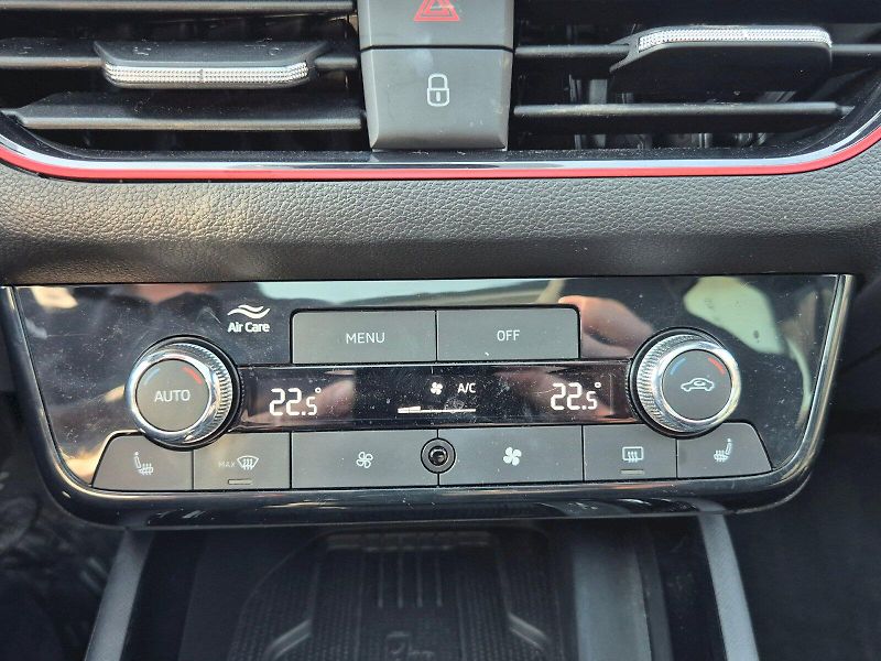 Škoda Scala (2025) Monte Carlo 1.0TSi 85kW 6°manu - fotka 27 z 30
