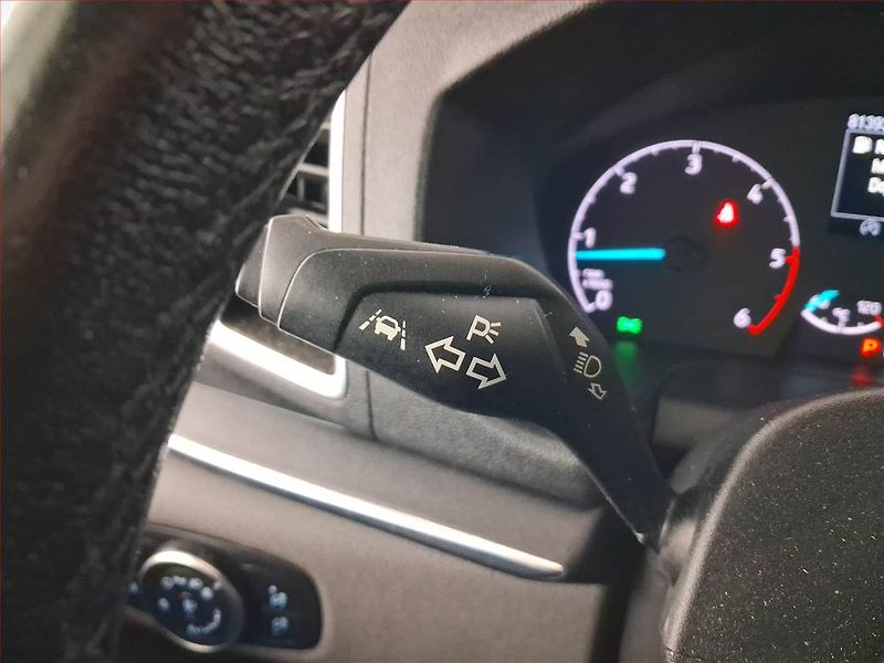 Ford Tourneo Custom (2019) Titanium 2.0 EcoBlue, ČR, DPH - fotka 17 z 23