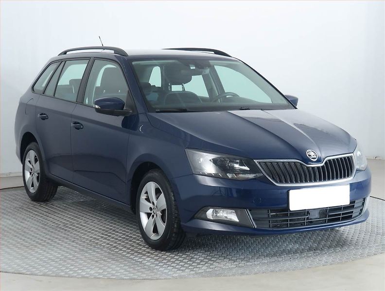 Škoda Fabia (2017) Style 1.2 TSI, Tempomat - fotografie inzerátu