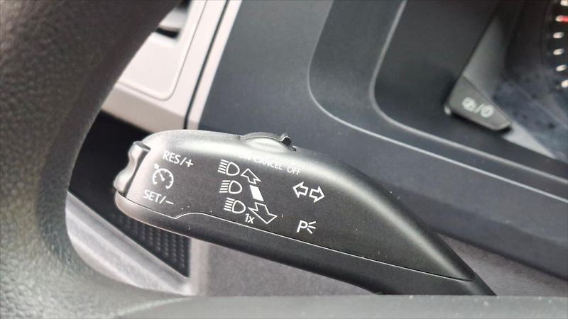 Volkswagen Transporter 2,0 TDi 110 KW DSG Skříň DPH - fotka 14 z 15