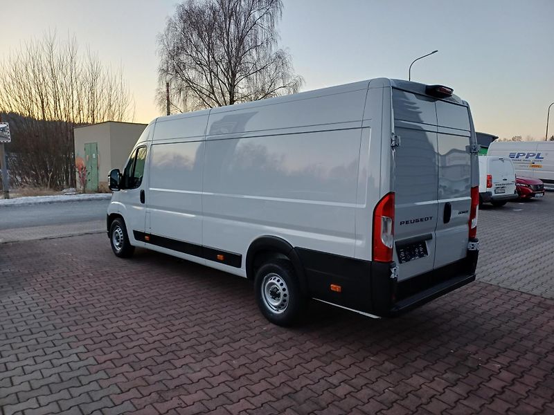 Peugeot Boxer (2026) Furgon 4350 L4H2 BlueHDi 140k  - fotka 3 z 23