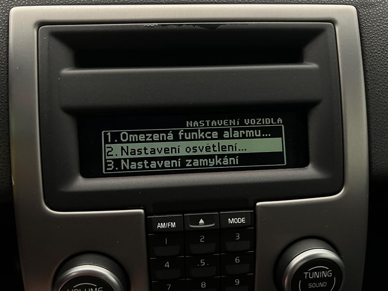 Volvo C70 MOMENTUM - fotka 29 z 33