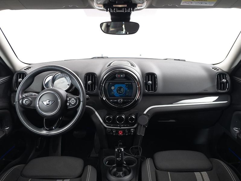 Mini Countryman Cooper S - fotka 13 z 22