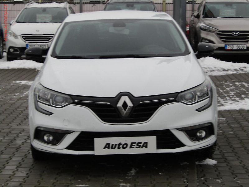 Renault Mégane (2019) 1.3 TCe, ČR - fotka 2 z 20