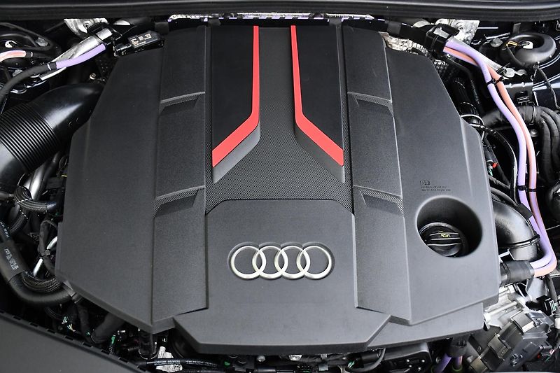 Audi S7 55TDI QUATTRO 4L-ZÁRUKA ČR 1.M - fotka 43 z 44
