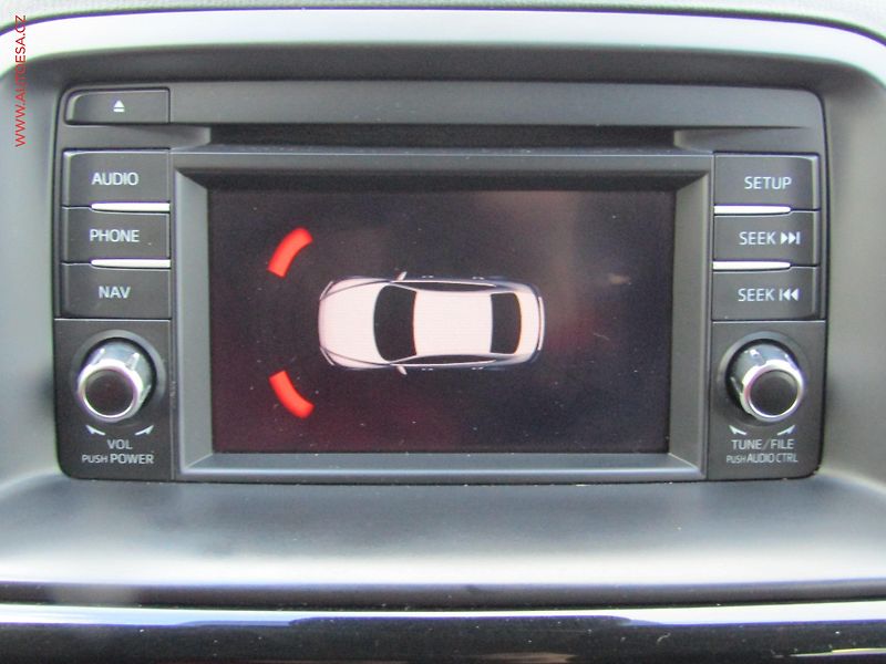 Mazda CX-5 (2014) 2.0i 4x4, 1.maj, AT, navi - fotka 15 z 18