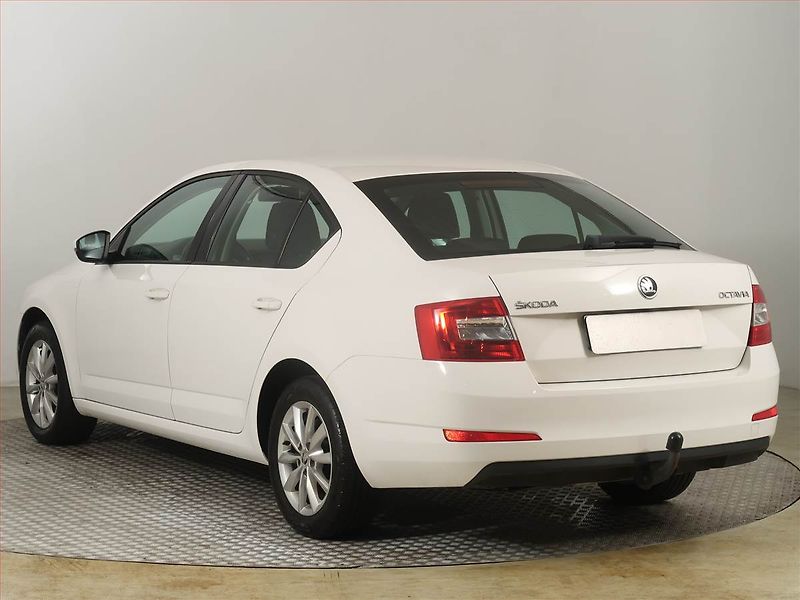 Škoda Octavia (2016) Ambition 1.6 TDI, Tempomat - fotka 4 z 15