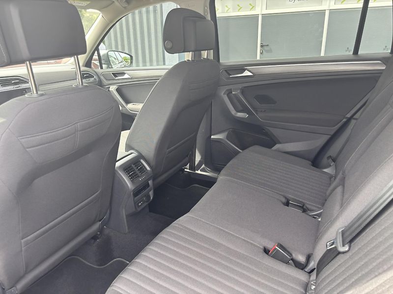 Volkswagen Tiguan (2023) Allspace Life 1.5 TSI - fotka 17 z 18