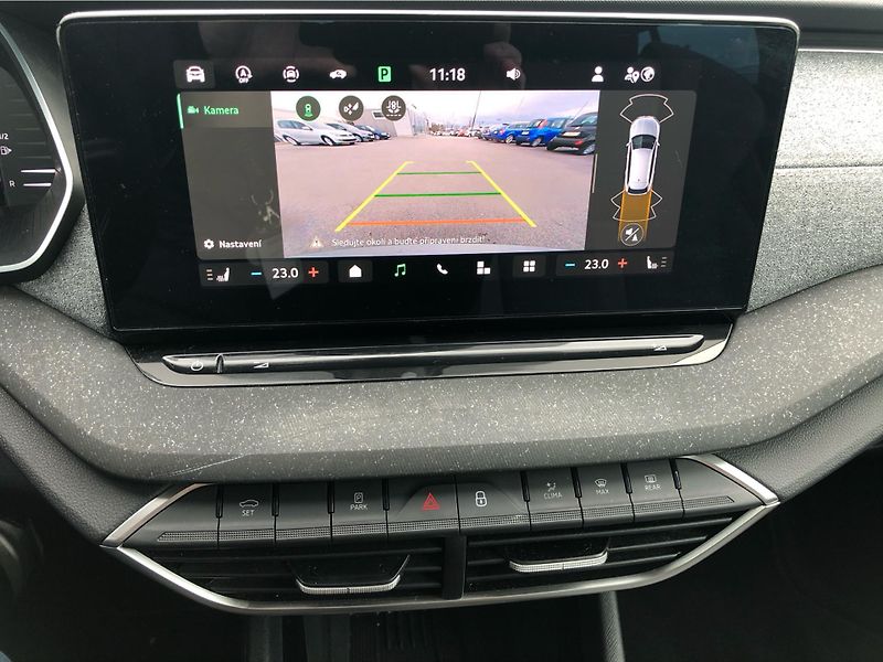 Škoda Octavia 1.5 TSi TOP SELECTION - fotka 22 z 30