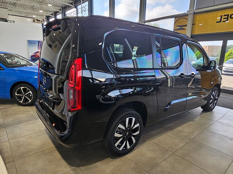 Opel Combo (2026) Elegance Plus XL AT8- 7 míst - fotka 3 z 24