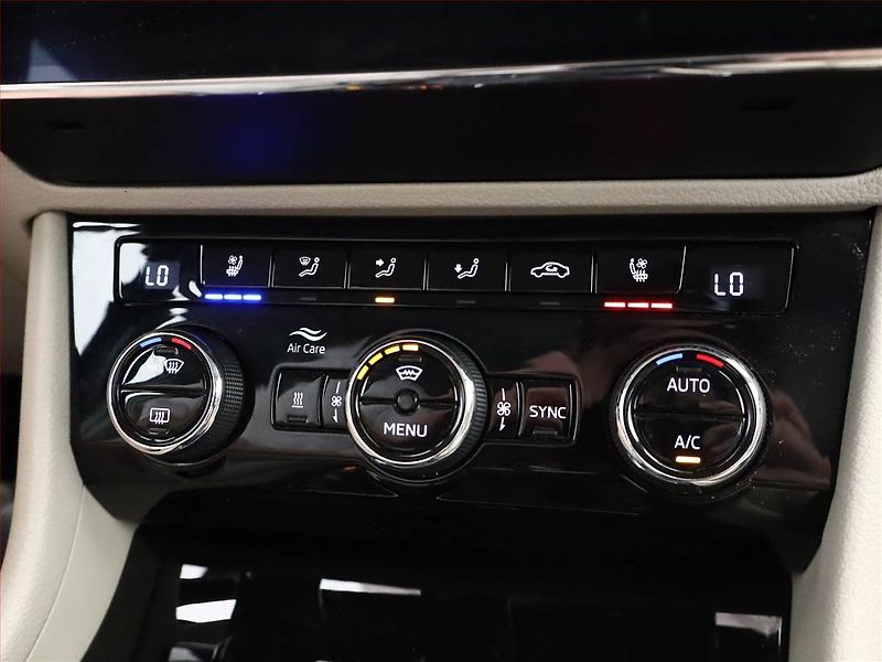 Škoda Superb (2019) Laurin&Klement 2.0 TDI 4x4 - fotka 10 z 23