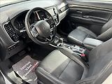 Mitsubishi Outlander 2,3 D Instyle+ 7.míst - náhled 9