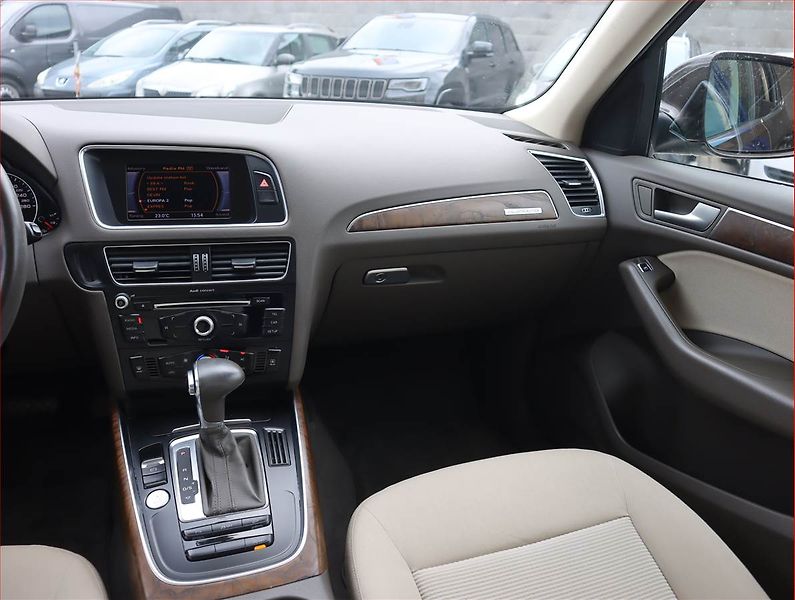 Audi Q5 (2012) design 2.0 TDI, 4X4, Automat - fotka 8 z 19