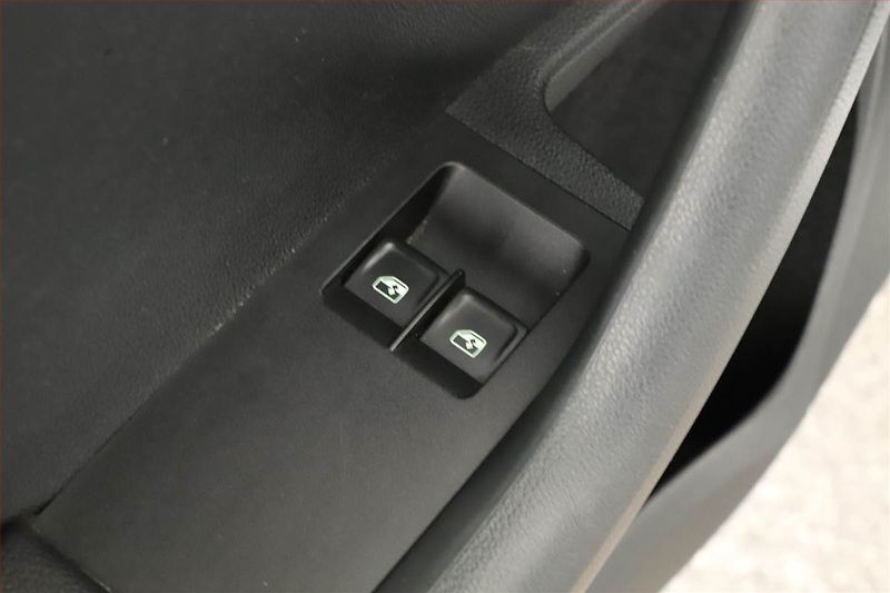Škoda Octavia (2016) 1.6 TDI, Tempomat - fotka 10 z 13