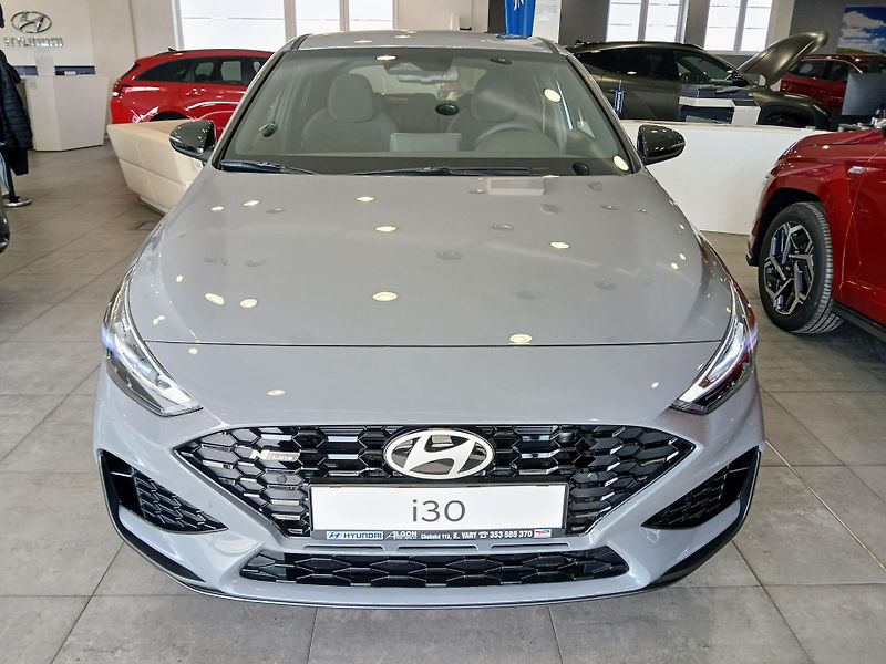 Hyundai i30 (2026) 1,0 T-GDI MT GO Czech! N Line - fotka 2 z 17
