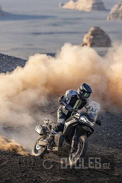 CFMOTO (2026) 1000 MT-X - fotka 20 z 26