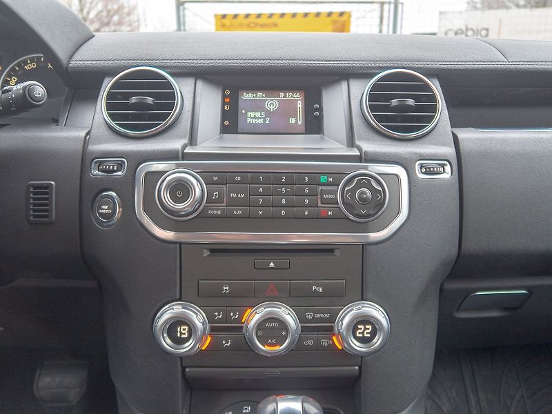 Land Rover Discovery (2009) 3.0D 180KW 4x4 – PO ROZVODECH - fotka 26 z 59