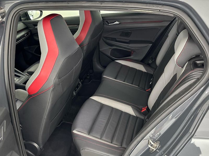 Volkswagen Golf GTI Clubsport - fotka 8 z 30