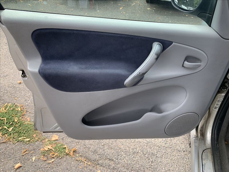 Citroën Xsara Picasso 1,6 i - fotka 14 z 17