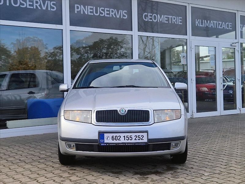Škoda Fabia 1,4 i 16V AC HEZKÝ NÁJEZD - fotka 8 z 22