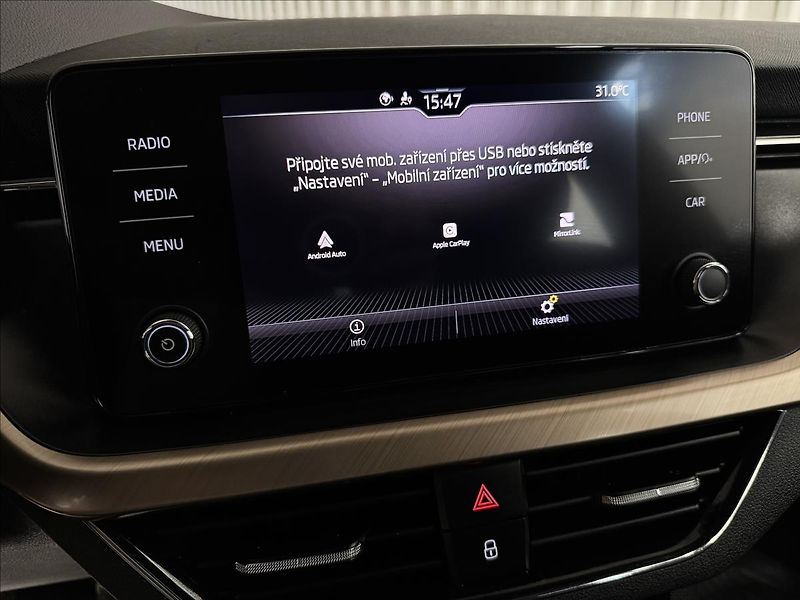 Škoda Scala 1.0TGI STYLE ACC 2XKOLA LED - fotka 20 z 37