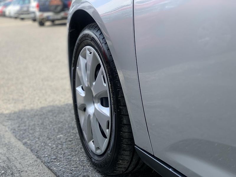 Ford Focus 1.6i PŮVOD ČR odp.DPH ZADÁNO - fotka 34 z 36