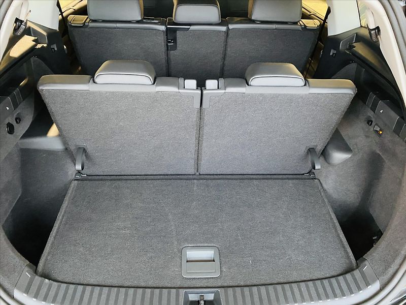 Volkswagen Tayron 2,0 TDI 142kW 4x4 DSG - fotka 23 z 30