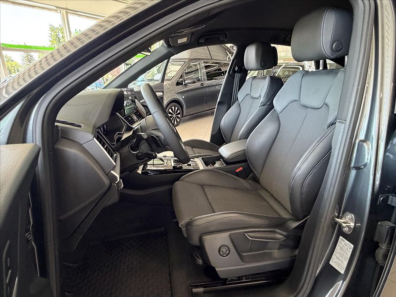 Audi Q5 2,0   Sportback TFSIe Plug-in- - fotka 13 z 26