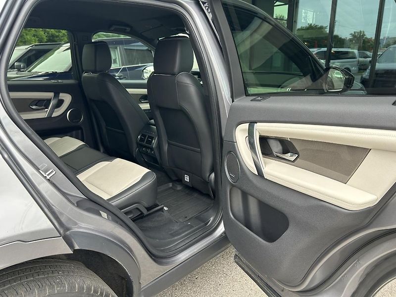 Land Rover Discovery Sport D200 R-Dynamic SE - fotka 19 z 23