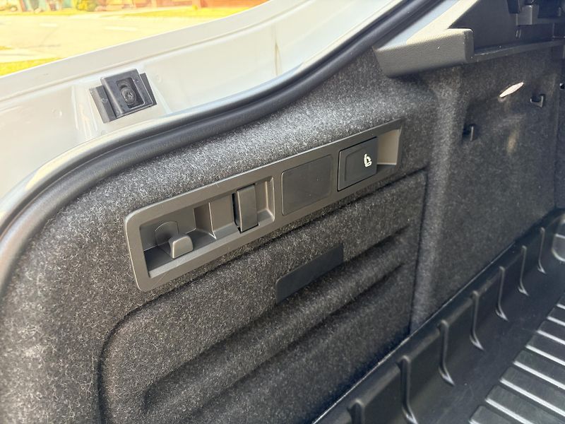 Škoda Superb 2.0TDI DSG MATRIX CANTON - fotka 51 z 59
