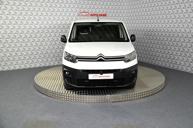 Citroën Berlingo (2022) BHDI 102 L1 Plus 4d - fotka 2 z 14