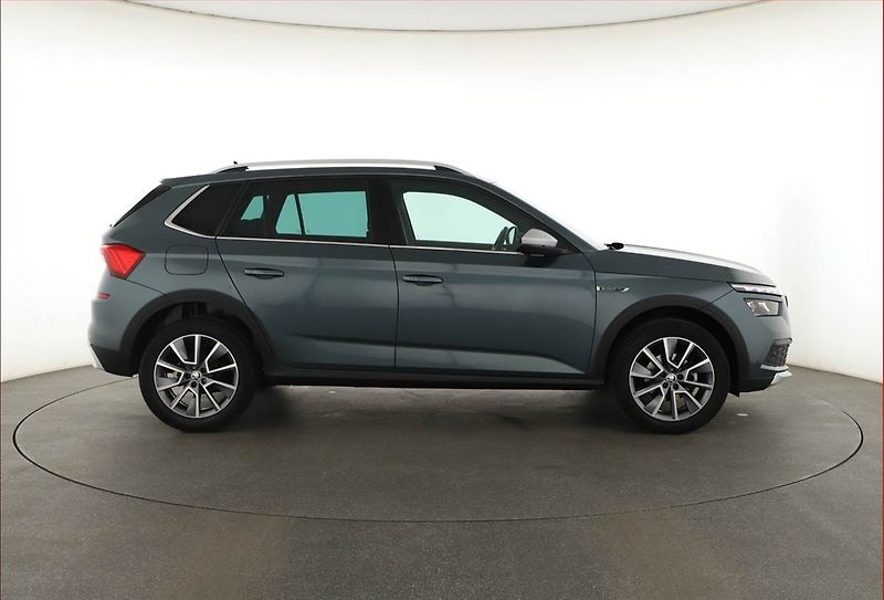 Škoda Kamiq (2021) Scoutline 1.0 TSI, Serv.kniha - fotka 6 z 20