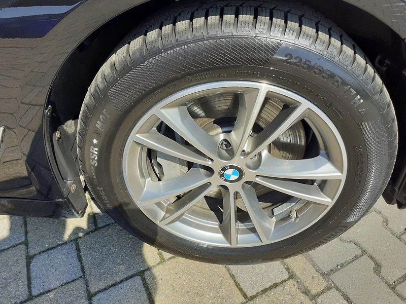 BMW Řada 5 (2020) 540 i xDrive ČR DPH - fotka 28 z 41
