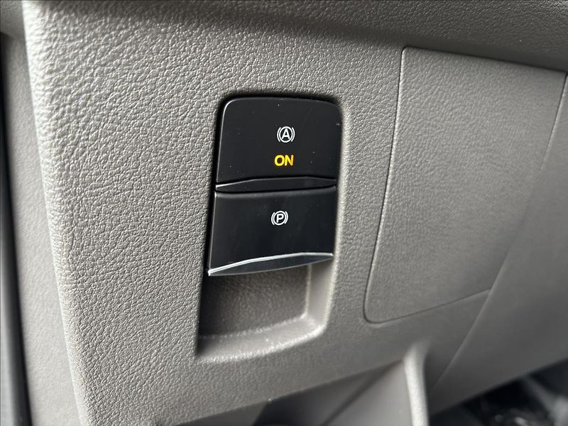 Ford Transit 2,0 EcoBle 96kW L3 - fotka 22 z 41