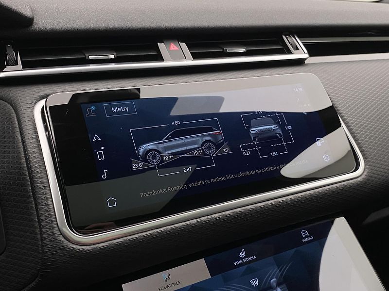 Land Rover Range Rover Velar D200 SE AWD AUT REZERVACE - fotka 45 z 47
