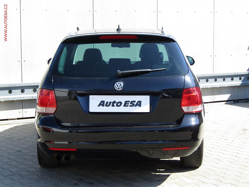 Volkswagen Golf (2010) 1.4 TSi, Highline, panor - fotka 5 z 16